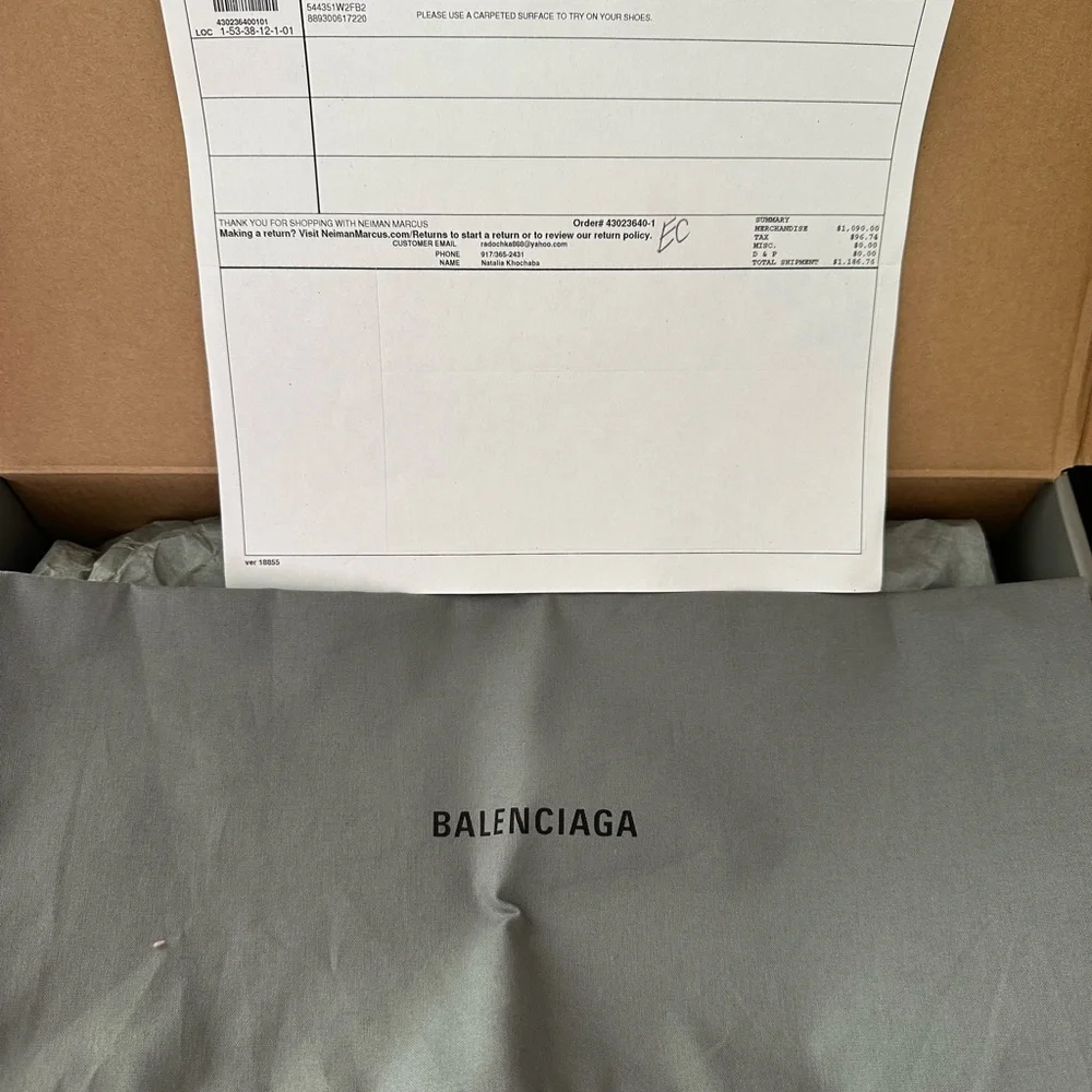 Balenciaga White Sneakers - Picture 11 of 14